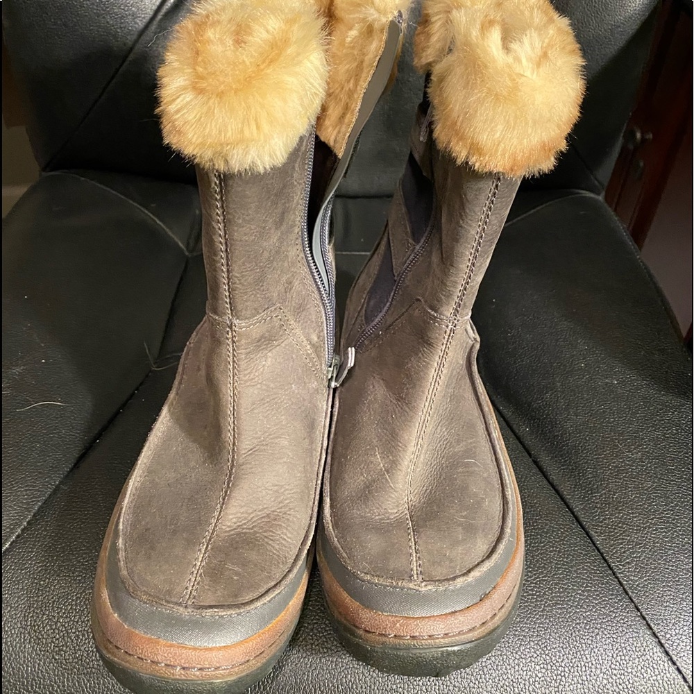 Merrill Woman’s Wild Dove Waterproof Winter Boots, Brown